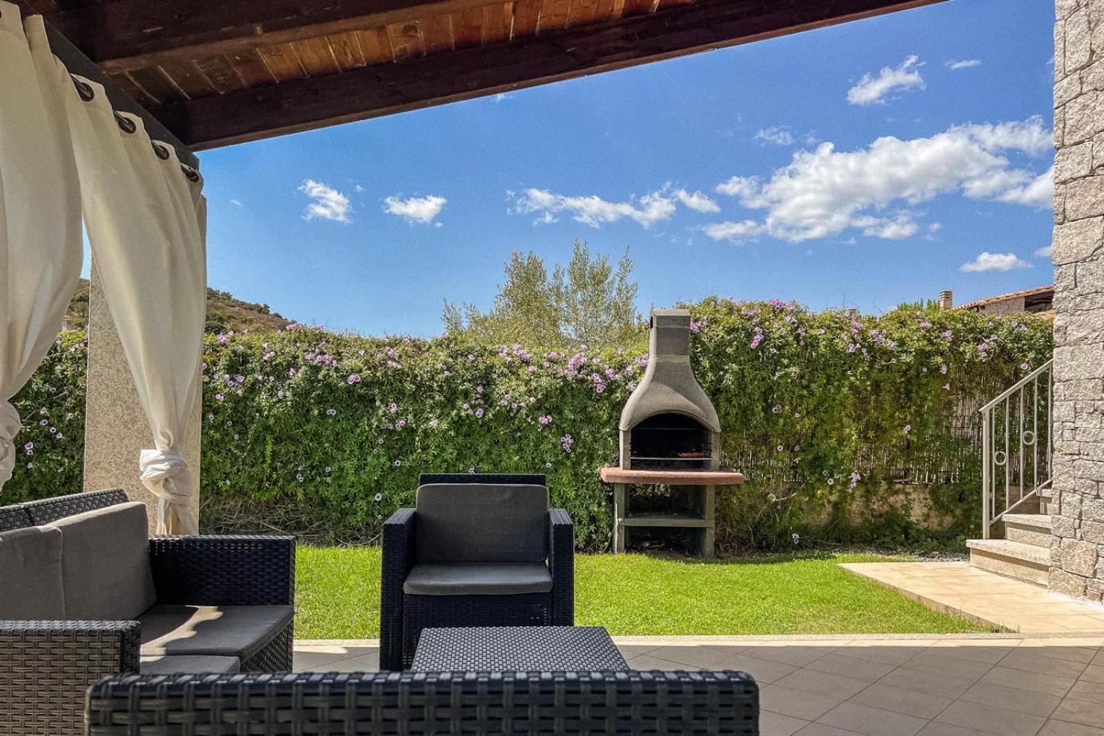 Villa Cala Sinzias Кастиадас Екстериор снимка